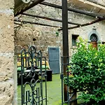 Casa Con Giardino Privato A Due Passi Dal Duomo *